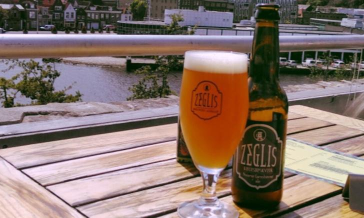 Kruisbeskveik van Zeglis Kruisbeskveik van Zeglis